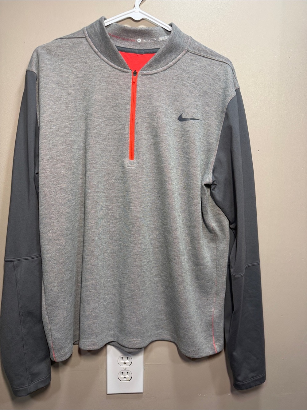 Tiger Woods Collection Nike quarter zip up size medium